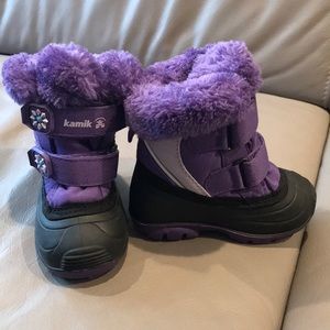 NWOT KAMIK KIDS CLOVER SNOW BOOTS